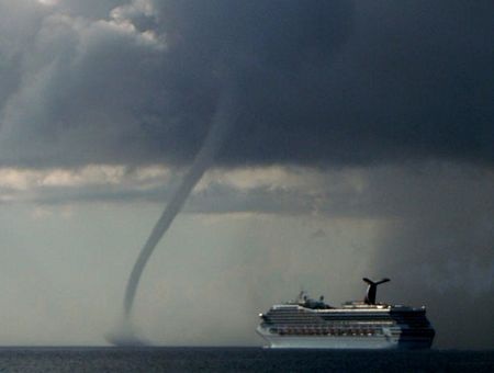 Ảnh thời tiết ấn tượng nhất năm 2011 - 11