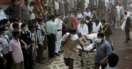 Bệnh viện Ấn Độ chìm trong tang tóc - 4