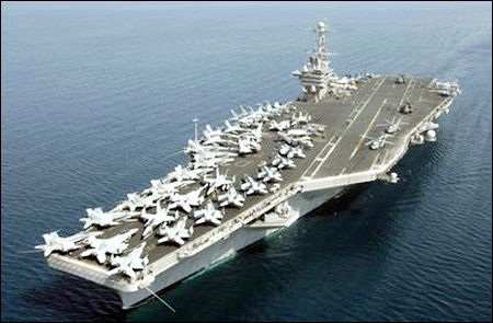 Iran công bố hình ảnh tàu sân bay Mỹ vào vùng tập trận - 5