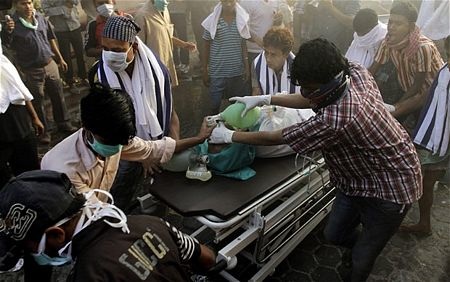 Bệnh viện Ấn Độ chìm trong tang tóc - 6