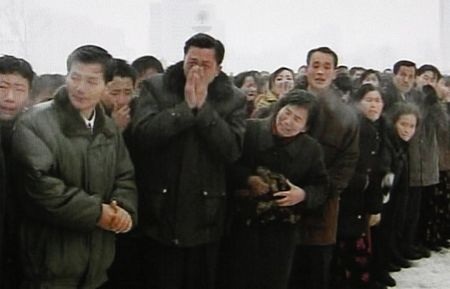 Lễ tang Chủ tịch Kim Jong-il kết thúc với 21 phát súng tiễn biệt - 3 Lễ tang Chủ tịch Kim Jong-il kết thúc với 21 phát súng tiễn biệt - 3