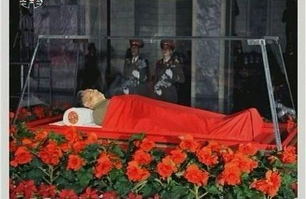 Đại tướng Kim Jong-un tới viếng linh cữu cha - 3