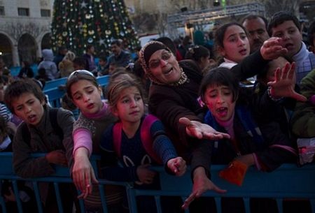 Giáng sinh vòng quanh thế giới - 16