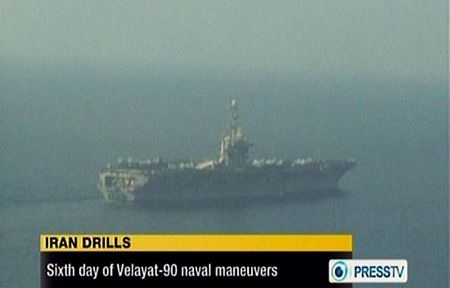 Iran công bố hình ảnh tàu sân bay Mỹ vào vùng tập trận - 3