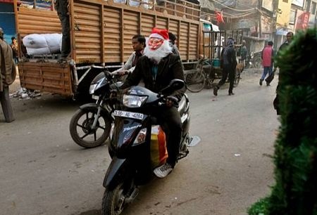 Giáng sinh vòng quanh thế giới - 19