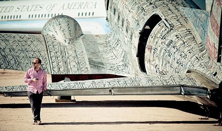 “Tút tát” diện mạo cho máy bay quân sự cũ 