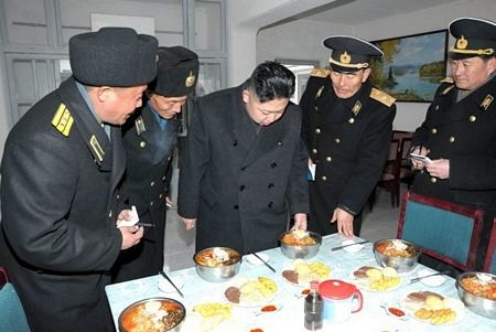 Đại tướng Kim Jong-un thị sát các đơn vị hải quân - 3 Đại tướng Kim Jong-un thị sát các đơn vị hải quân - 3