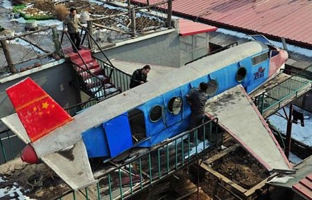 Máy bay, tàu ngầm tự chế ở Trung Quốc