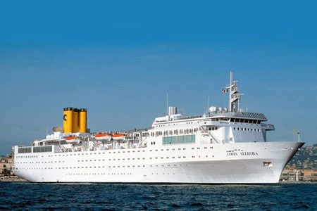 Tàu du lịch Italia gặp hoả hoạn, trôi dạt trên biển - 1 Tàu du lịch Italia gặp hoả hoạn, trôi dạt trên biển - 1
