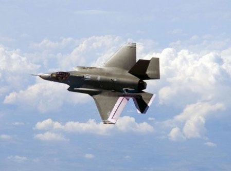 Nhật doạ huỷ mua chiến đấu cơ F-35 đắt đỏ của Mỹ