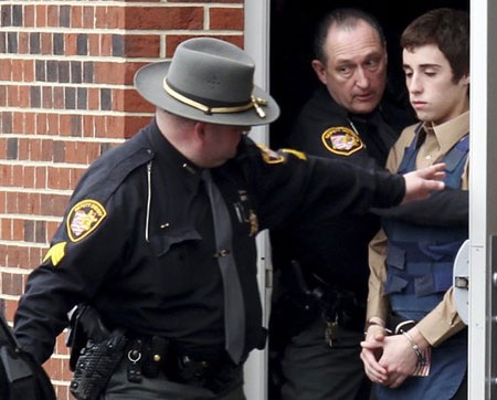 Thêm 2 học sinh thiệt mạng vụ nổ súng trường học Mỹ  - 2