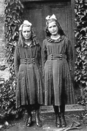 Cặp song sinh sống lâu nhất thế giới - 2 Cặp song sinh sống lâu nhất thế giới - 2