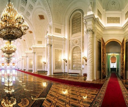 Bên trong điện Kremlin tráng lệ ở Mátxcơva