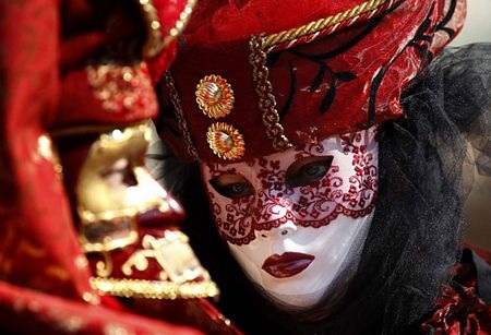 Lễ hội hoá trang tưng bừng khắp châu Âu - 2 Lễ hội hoá trang tưng bừng khắp châu Âu - 2