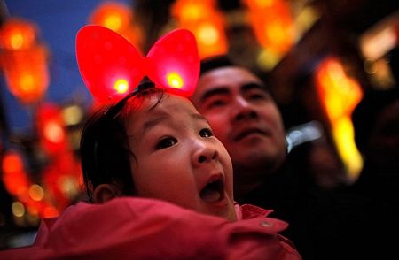 Rực rỡ lễ hội đèn lồng ở Trung Quốc - 10