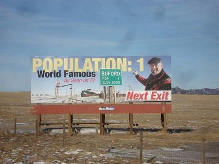 Hai người Việt mua cả một thị trấn ở Mỹ 