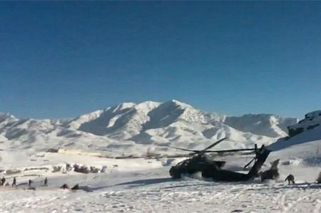 Xuất hiện video siêu trực thăng Apache gặp nạn tại Afghanistan - 3 Xuất hiện video siêu trực thăng Apache gặp nạn tại Afghanistan