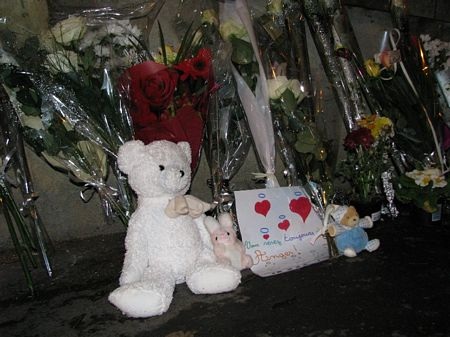 Kịch tính chiến dịch vây bắt nghi can xả súng ở Pháp