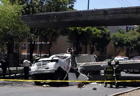 Động đất mạnh 7,4 độ richter rung chuyển Mexico