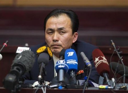 Triều Tiên lắp vệ tinh vào tên lửa, sẵn sàng cho vụ phóng  - 2 Triều Tiên lắp vệ tinh vào tên lửa, sẵn sàng cho vụ phóng