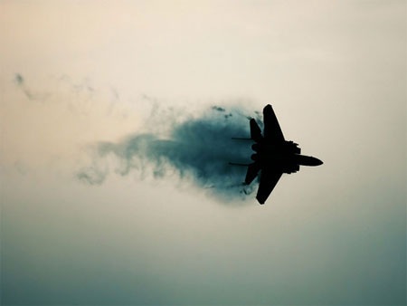 Mỹ: Chiến đấu cơ F-15 bị rơi tại Trung Đông - 1 Mỹ: Chiến đấu cơ F-15 bị rơi tại Trung Đông