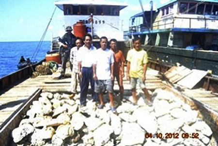 Ảnh diễn biến vụ đối đầu trên biển giữa Trung Quốc-Philippines