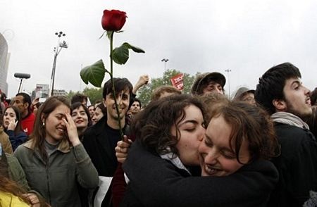 Người Pháp ăn mừng ông Hollande đắc cử tổng thống