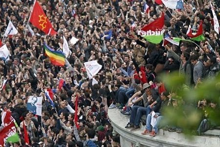 Người Pháp ăn mừng ông Hollande đắc cử tổng thống