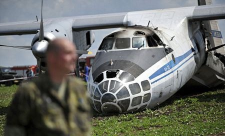 Máy bay quân sự Nga vỡ đôi, bốc cháy tại Cộng hoà Czech - 7 Máy bay quân sự Nga vỡ đôi, bốc cháy tại Cộng hoà Czech
