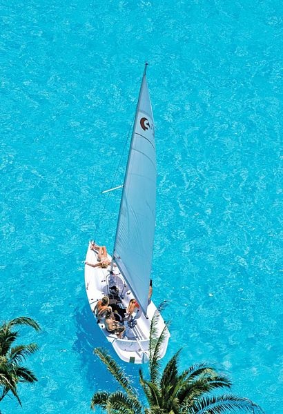 Bể bơi ngoài trời lớn nhất thế giới trị giá 1 tỷ đô