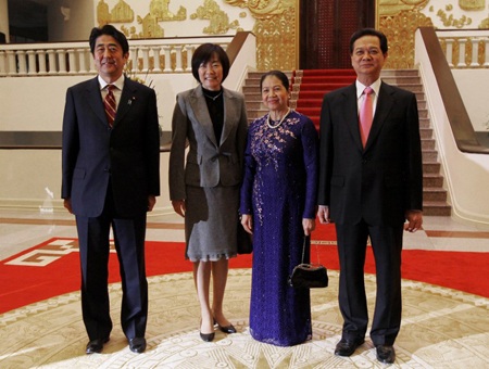 Lễ đón Thủ tướng Nhật Bản Shinzo Abe tại Hà Nội - 13 Lễ đón chính thức Thủ tướng Nhật Shinzo Abe
