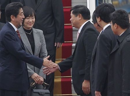 Lễ đón Thủ tướng Nhật Bản Shinzo Abe tại Hà Nội - 2 Lễ đón chính thức Thủ tướng Nhật Shinzo Abe