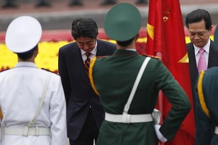 Lễ đón Thủ tướng Nhật Bản Shinzo Abe tại Hà Nội - 8 Lễ đón chính thức Thủ tướng Nhật Shinzo Abe