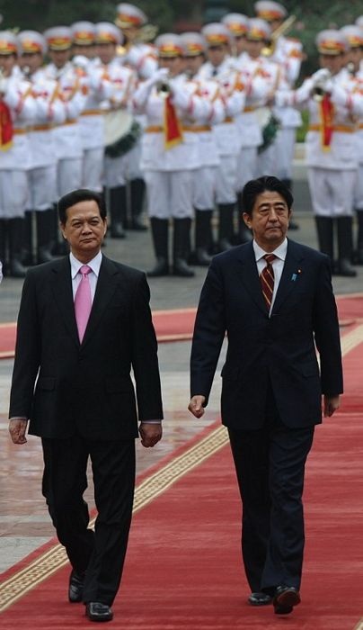Lễ đón Thủ tướng Nhật Bản Shinzo Abe tại Hà Nội - 10 Lễ đón chính thức Thủ tướng Nhật Shinzo Abe