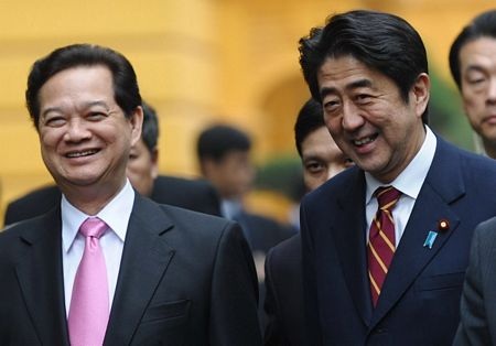 Lễ đón Thủ tướng Nhật Bản Shinzo Abe tại Hà Nội - 12 Lễ đón chính thức Thủ tướng Nhật Shinzo Abe