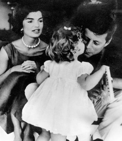 Những “cô chiêu” lớn lên trong Nhà Trắng