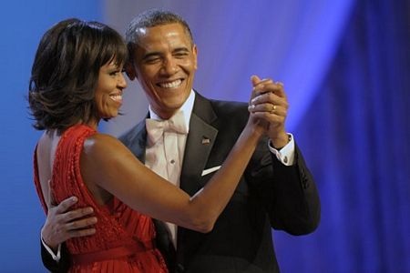 Vợ chồng Obama tình từ khiêu vũ sau lễ nhậm chức