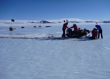 Săn lùng thiên thạch ở Nam Cực