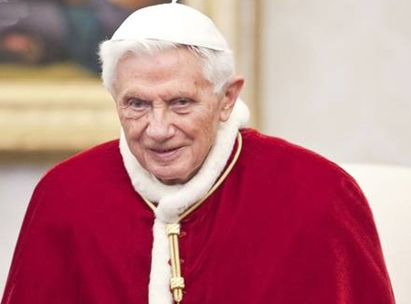 Vatican bác tin Giáo hoàng từ chức vì bê bối đồng tính - 1 Giáo hoàng Bennedict XVI.