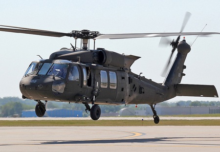 Trực thăng vận tải đa dụng UH-60M Black Hawk.
