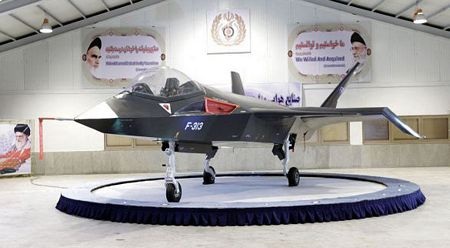 Iran “trình làng” chiến đấu cơ tàng hình - 5 Xem video: