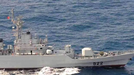 Tokyo tố tàu Trung Quốc khóa radar nhắm bắn tàu Nhật