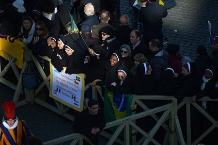 Vatican hồi hộp chờ Giáo hoàng Francis nhậm chức - 9 Vatican hồi hộp chờ giáo hoàng nhậm chức
