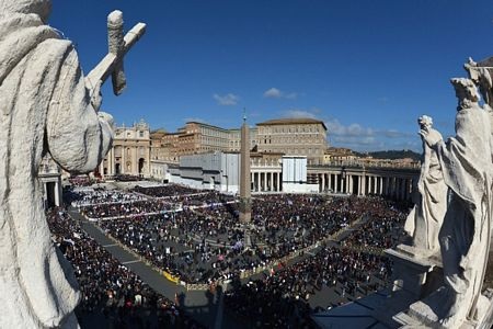 Vatican hồi hộp chờ Giáo hoàng Francis nhậm chức - 1 Vatican hồi hộp chờ giáo hoàng nhậm chức