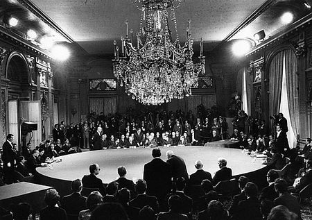 Vạch trần thủ đoạn phá hoại Hội nghị Paris của Nixon - 2 Hội nghị Paris có thể đã kết thúc vài năm trước đó nếu không có hành động phá hoại của Nixon.