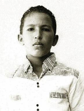 Ảnh “độc” của Tổng thống Chavez thời trẻ - 2 Hugo Chavez thời niên thiếu.