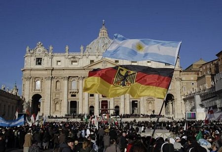 Vatican hồi hộp chờ Giáo hoàng Francis nhậm chức - 2 Vatican hồi hộp chờ giáo hoàng nhậm chức