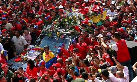 “Biển người” rước linh cữu cố Tổng thống Chavez - 10 An Bình