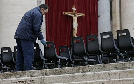 Vatican hồi hộp chờ Giáo hoàng Francis nhậm chức - 14 Vatican hồi hộp chờ giáo hoàng nhậm chức