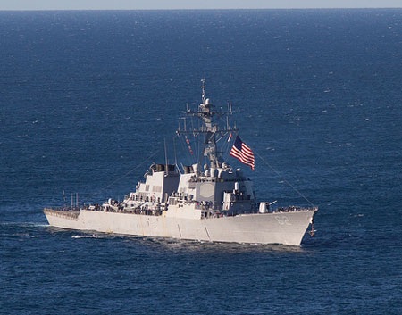 Mỹ triển khai khu trục hạm, đài radar "nghênh" tên lửa Triều Tiên - 1 Tàu khu trục USS Fitzgerald.